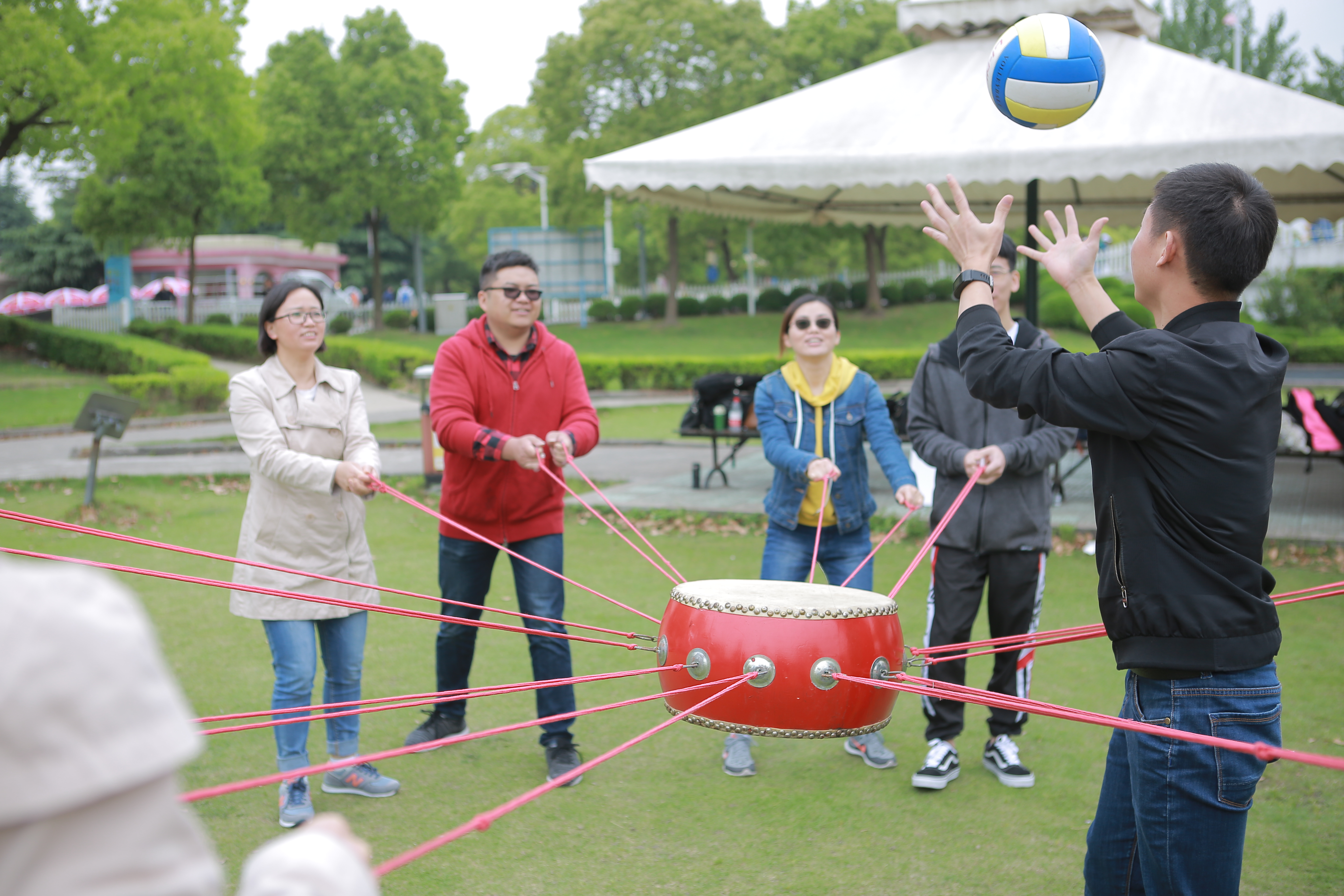 凝心聚力、信任互助--百傲2019年(nian)東方綠舟搨展培訓