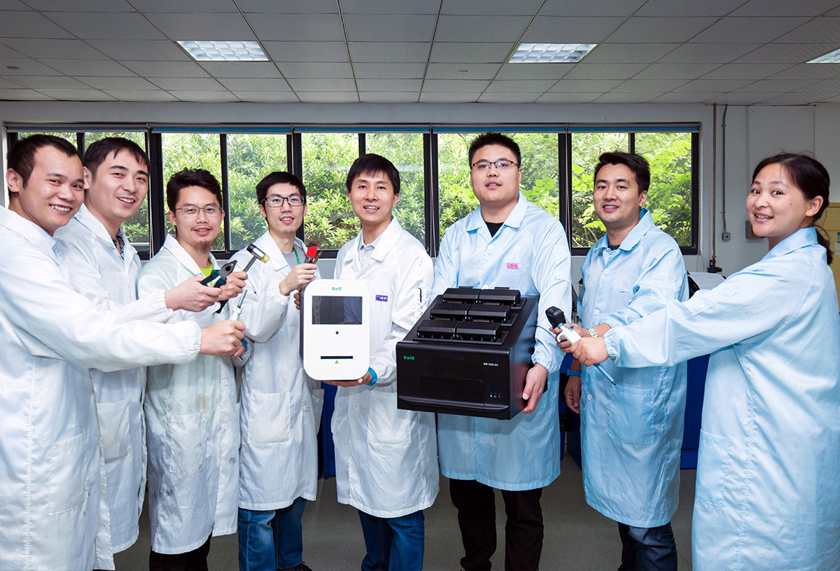 解決臨牀應用中的學(xue)術及技術問題，免后(hou)顧之憂